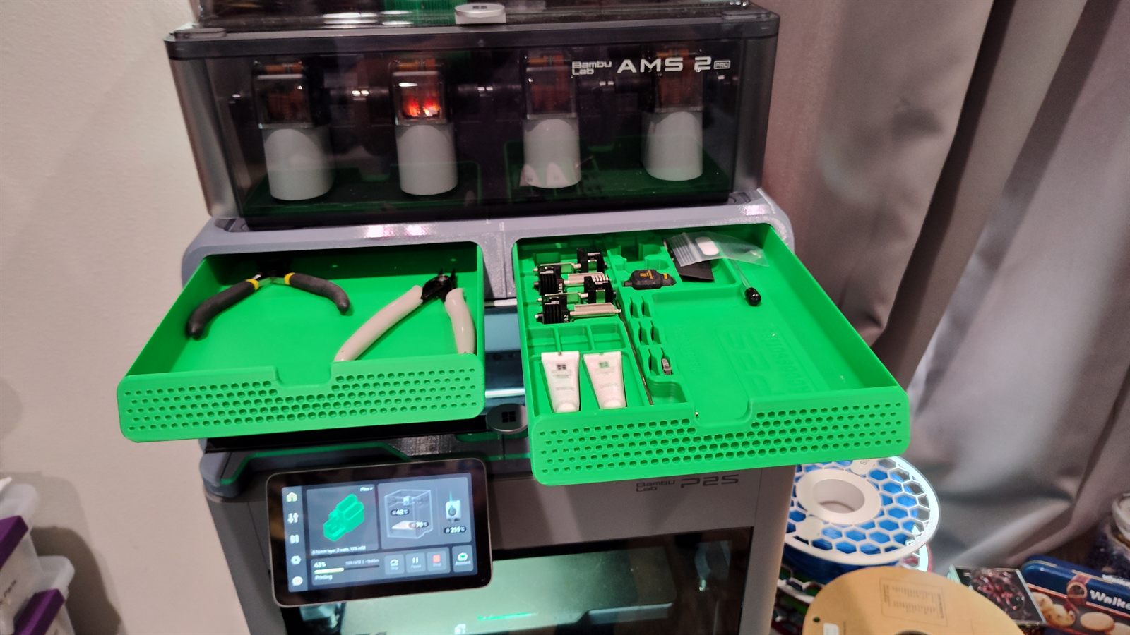 A second view of the AMS riser installed on the Bambu P2S